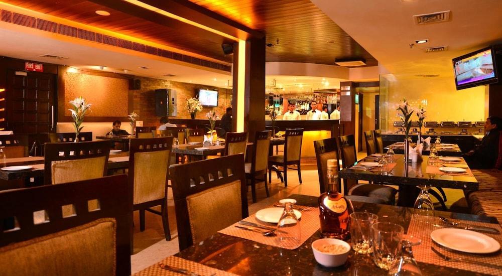 Hotel Shanti Palace West Patel Nagar New Delhi Extérieur photo